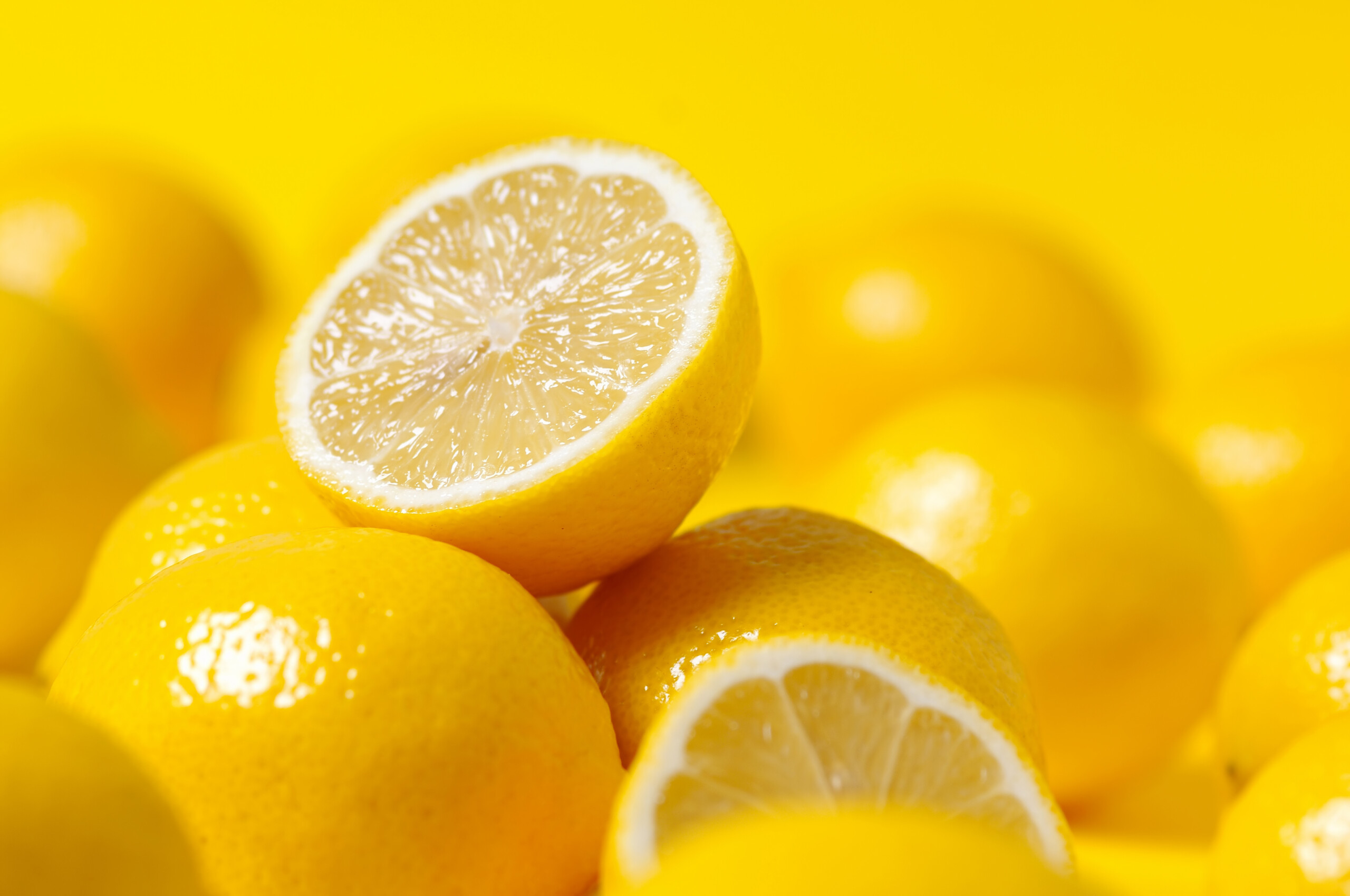 Your source for NFC lemon juice, concentrated lemon juice, lemon IQF and lemon oil.